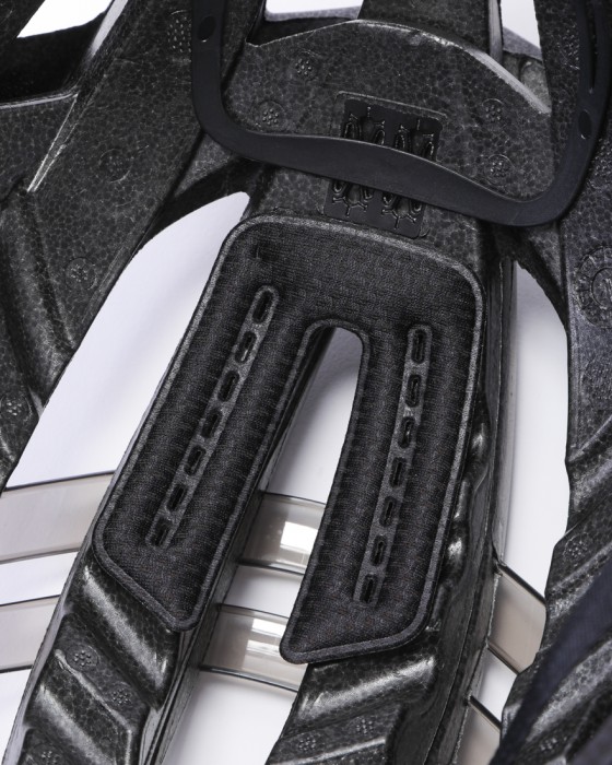 GIROヘルメット【ARIES SPHERICAL AF】16l