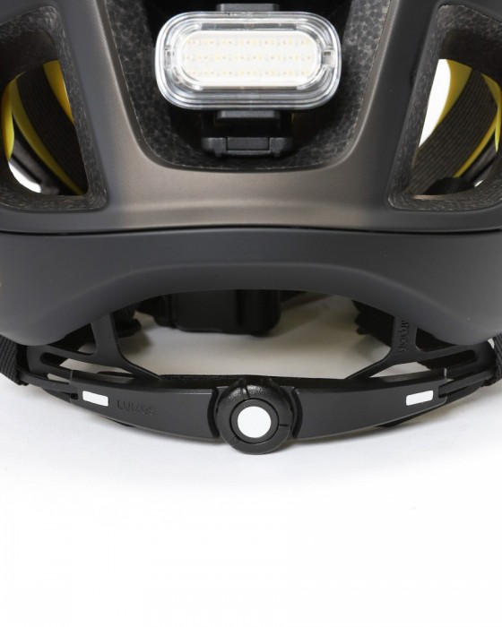 LUMOSスマートライト内蔵 ヘルメット【ULTRA AERO GT MIPS】10l