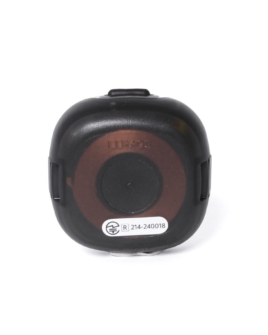 LUMOSスマートライト付属ヘルメット【ULTRAFLY】24l