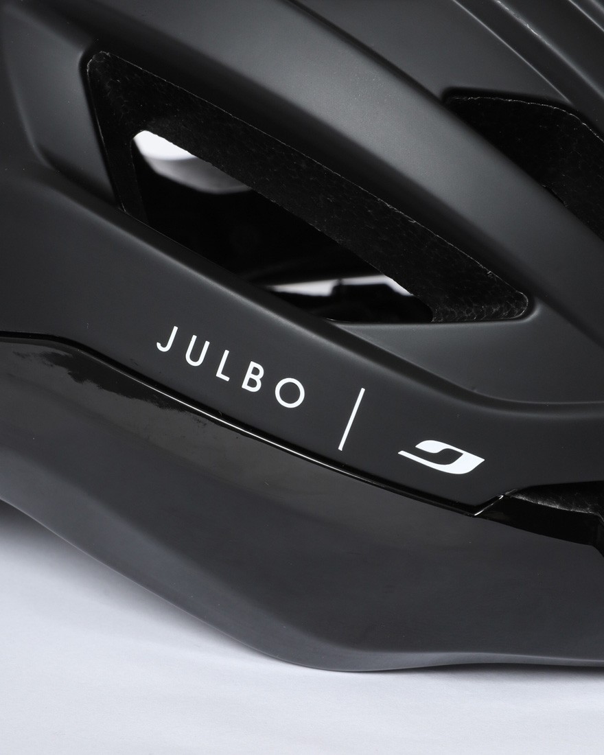 JULBOヘルメット【FAST LANE】09l