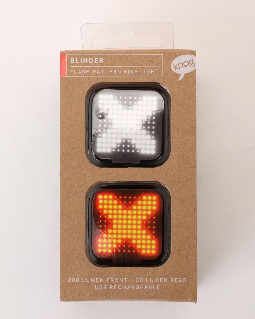 ユニークフラッシュLEDライト【Blinder Front & Rear】｜Knog