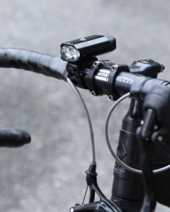 LEZYNEUSB充電式フロントライト【Y13 MICRO DRIVE 600XL】mb_02l