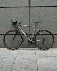 FIDLOCKキャップ付きボトル + マウントベース【TWIST BOTTLE 750 COM + BIKE BASE】mb_16l