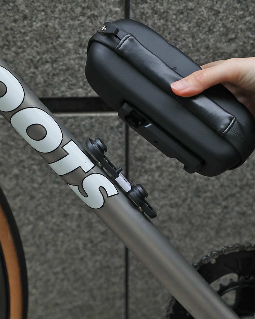 FIDLOCKツールケース + マウントベース【TWIST TOOLBOX + BIKE BASE】24l