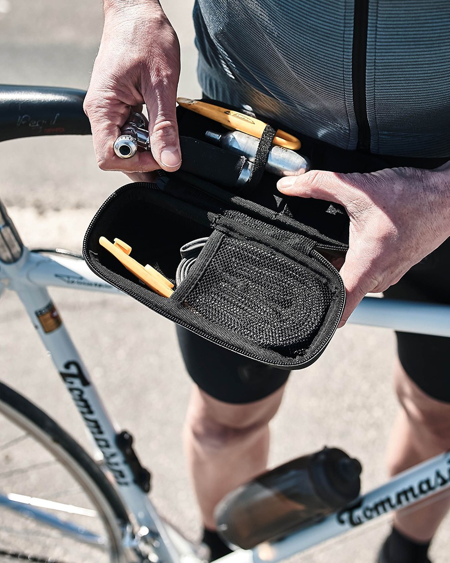 FIDLOCKツールケース + マウントベース【TWIST TOOLBOX + BIKE BASE】26l
