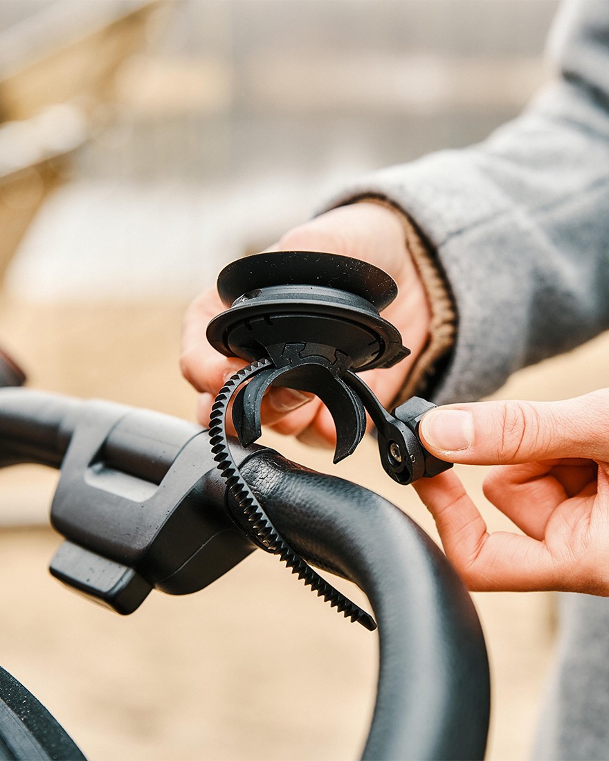 FIDLOCKスマホマウント【VACUUM HANDLEBAR BASE FLEX】15l