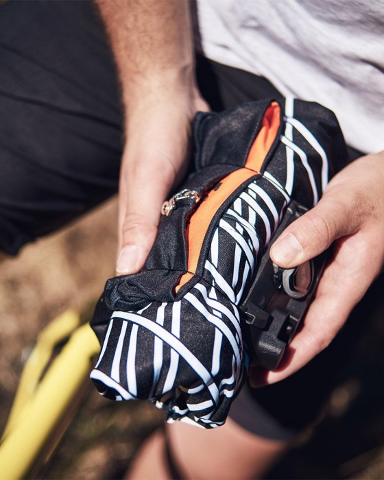 FIDLOCKボトルマウントシステム【TWIST UNI CONNECTOR + BIKE BASE】24l