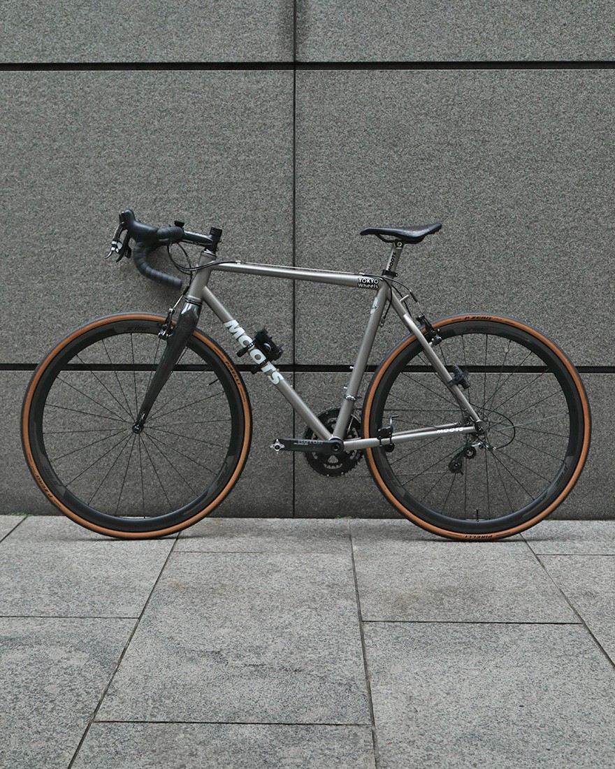 FIDLOCKボトルマウントシステム【TWIST UNI CONNECTOR + UNI BASE】19l