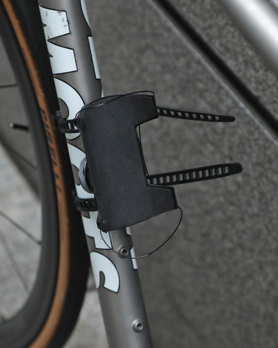 FIDLOCKボトルマウントシステム【TWIST UNI CONNECTOR + UNI BASE】24l