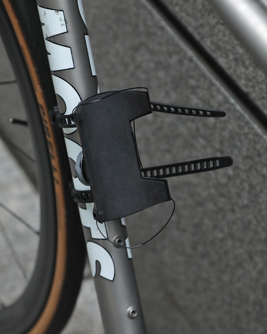 FIDLOCKボトルマウントシステム【TWIST UNI CONNECTOR + UNI BASE】24l