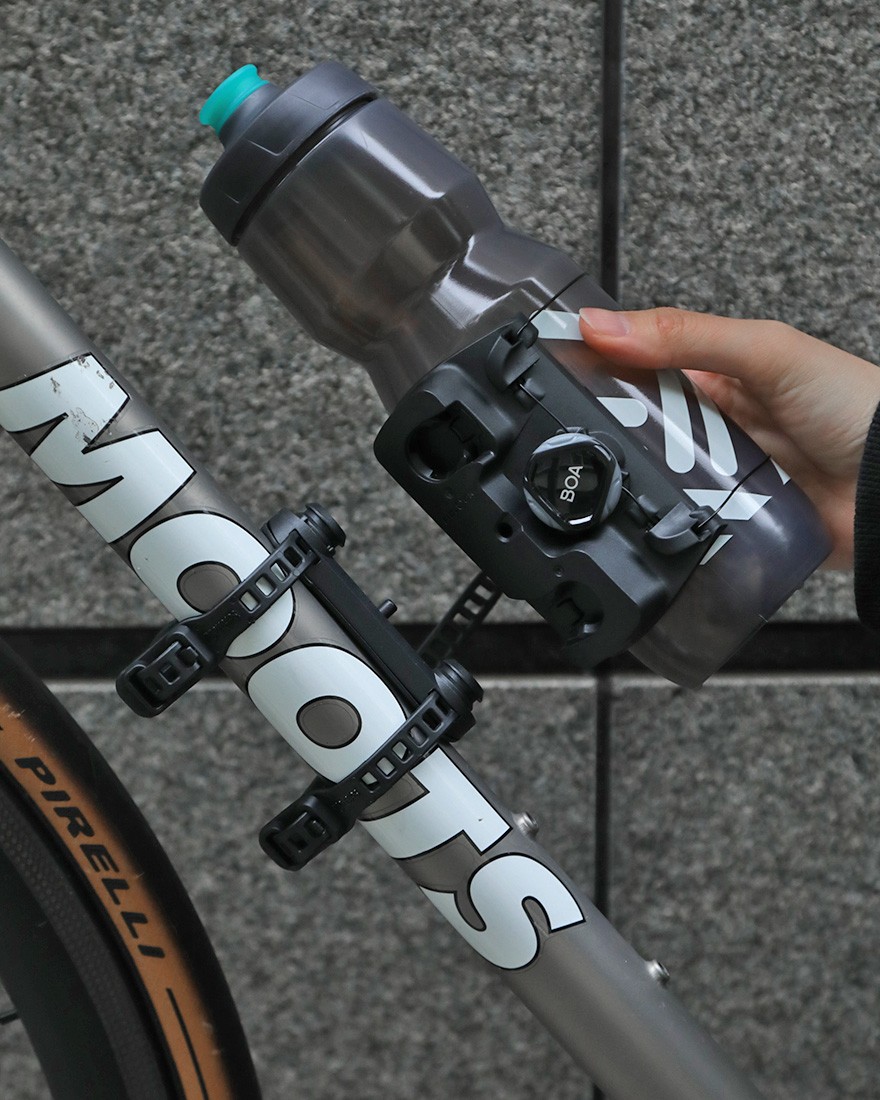 FIDLOCKボトルマウントシステム【TWIST UNI CONNECTOR + UNI BASE】26l
