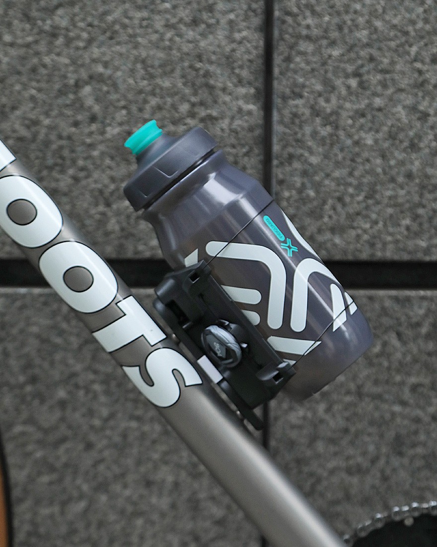 FIDLOCK抗菌ボトル【FIDGUARD BOTTLE 600 ANTI】13l
