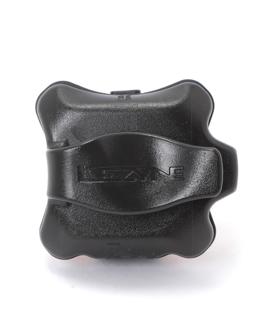 LEZYNEUSB充電式リアライト【ZECTO DRIVE 200+ REAR BLACK】05l