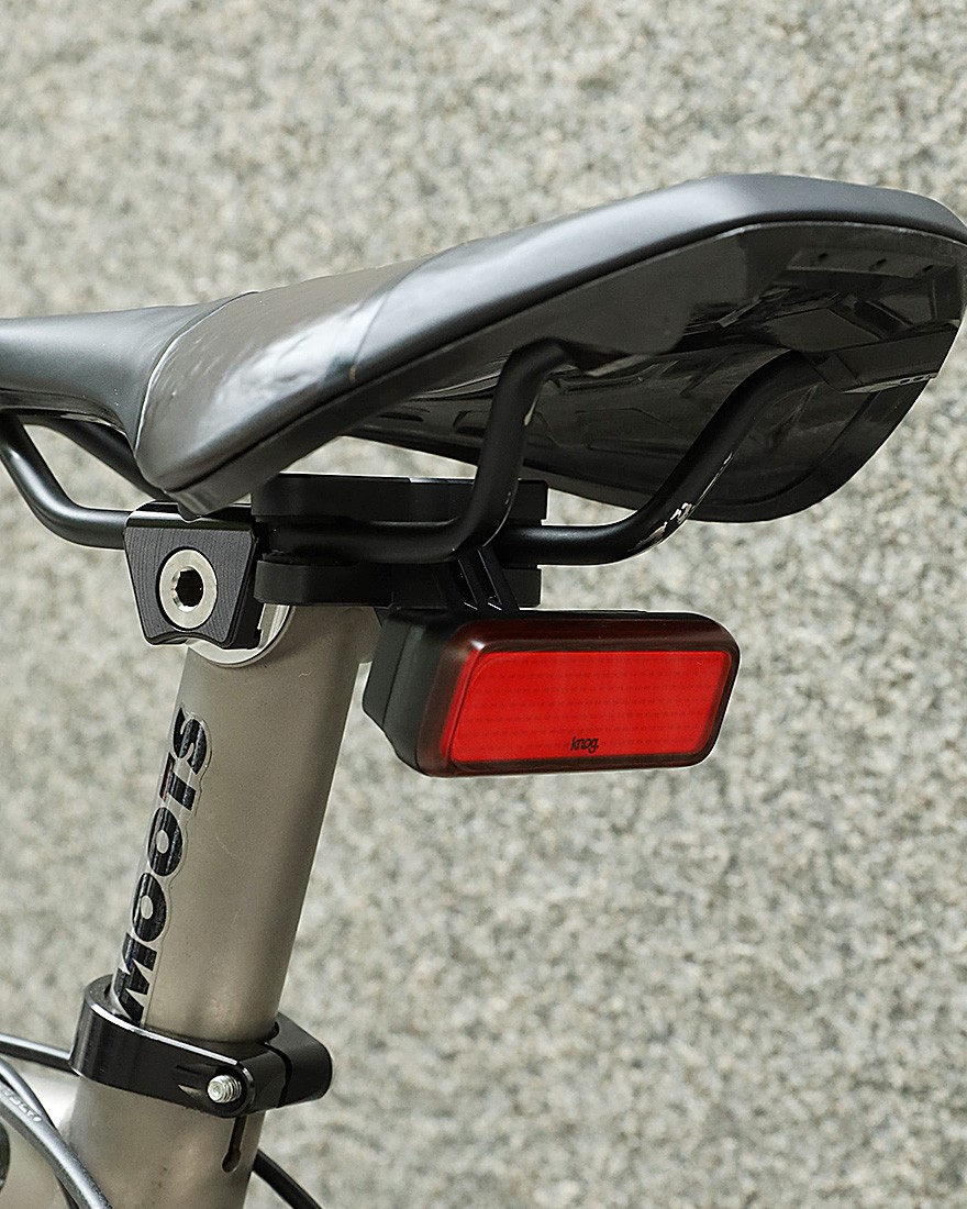 Knogリアライトサドルマウント【BLINDER LINK SADDLE MOUNT】15l