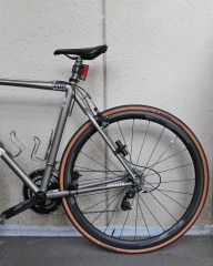 LEZYNEUSB充電式リアライト【STRIP DRIVE PRO ALERT 400+ 】mb_15l