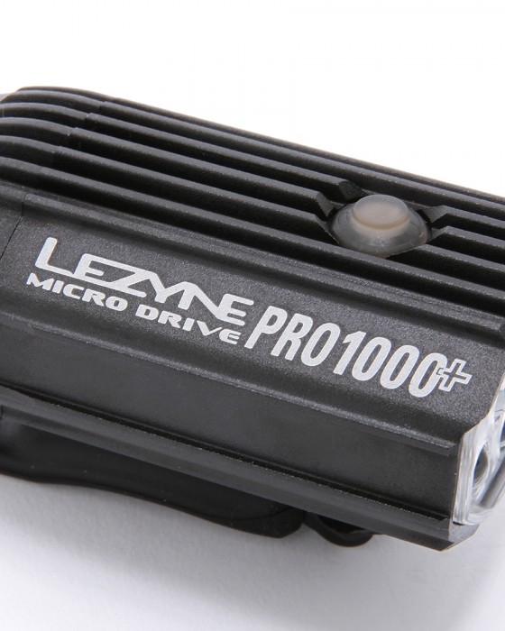 LEZYNEUSB充電式フロントライト【MICRO DRIVE PRO 1000+】16l