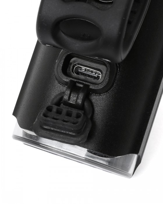 LEZYNEStVZO規格対応 フロントライト【HECTO PRO StVZO 400+ FRONT】12l