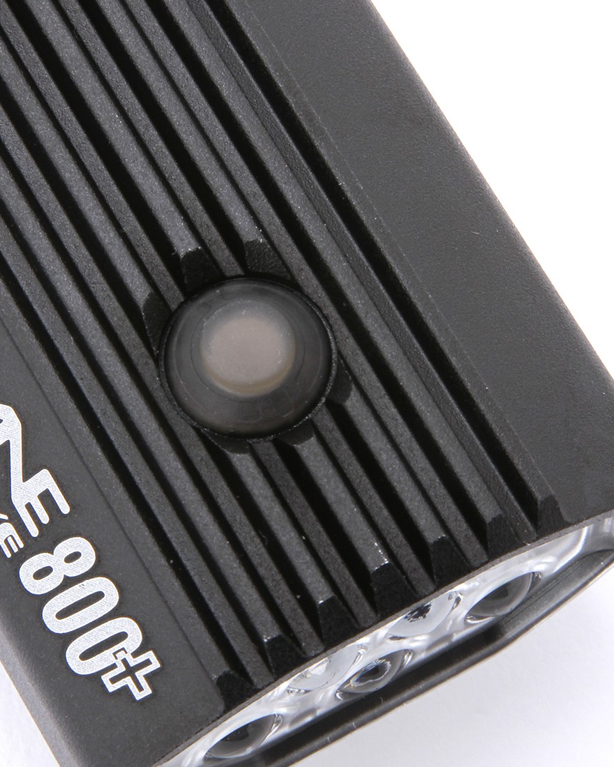 LEZYNEUSB充電式フロントライト【MICRO DRIVE 800+】16l