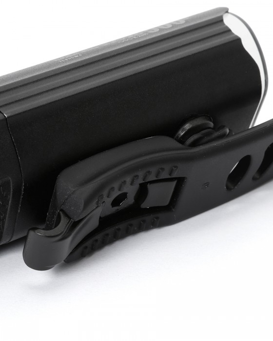 LEZYNEStVZO規格対応 フロントライト【MACRO StVZO 500+ FRONT】11l