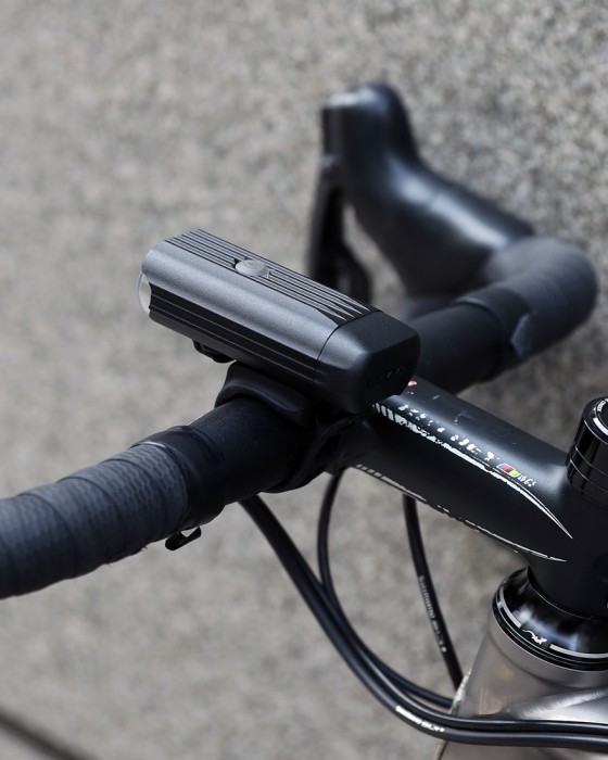 LEZYNEStVZO規格対応 フロントライト【MACRO StVZO 500+ FRONT】17l