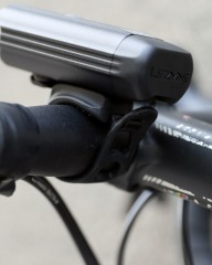 LEZYNEStVZO規格対応 フロントライト【MACRO StVZO 500+ FRONT】mb_19l