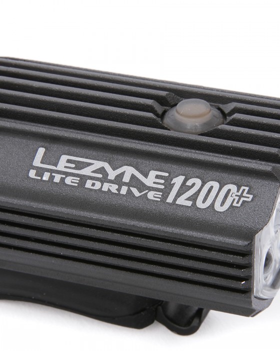 LEZYNEUSB充電式フロントライト【LITE DRIVE 1200+】16l