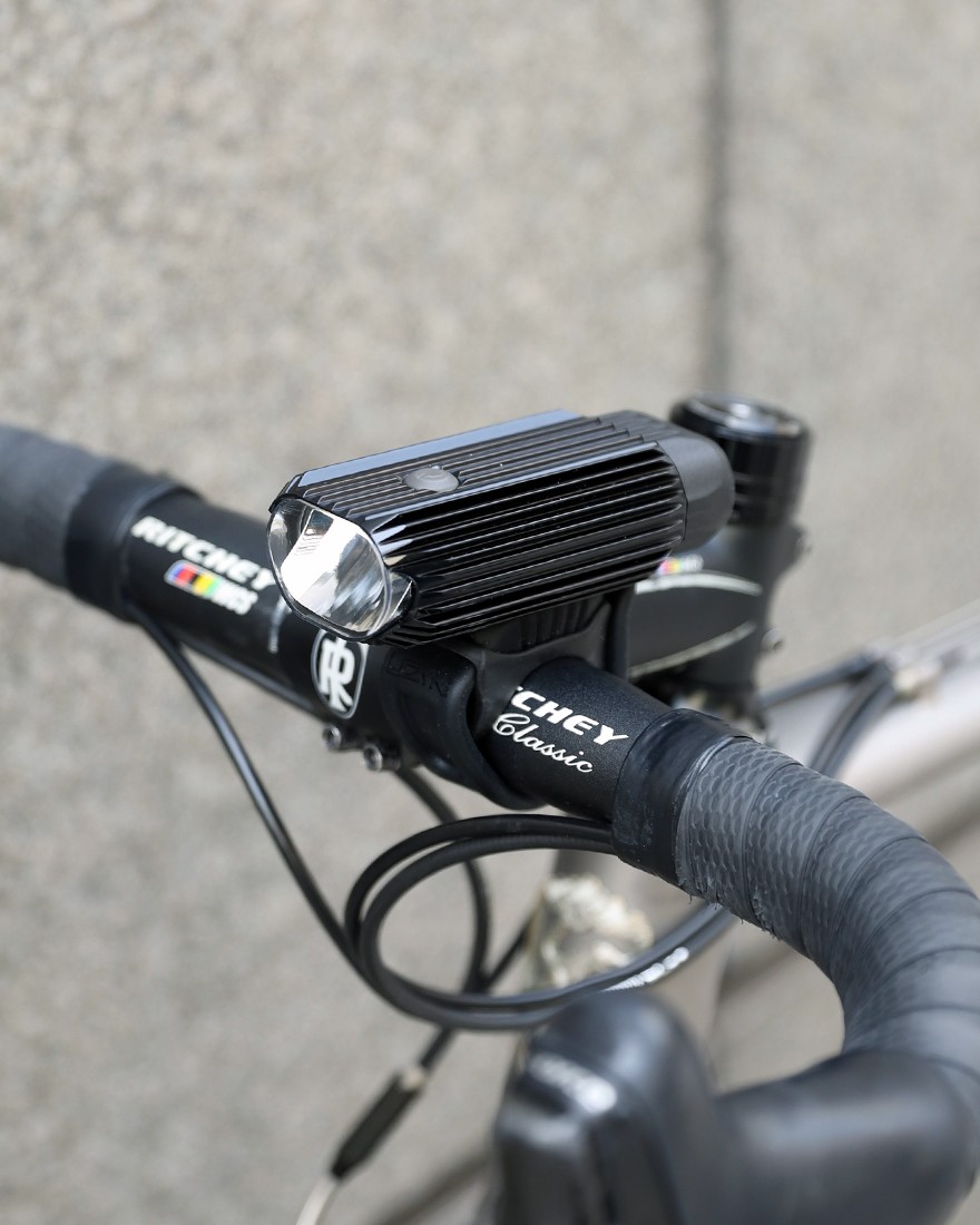 LEZYNEStVZO規格対応 フロントライト【DECA StVZO 1200 FRONT BLACK】20l