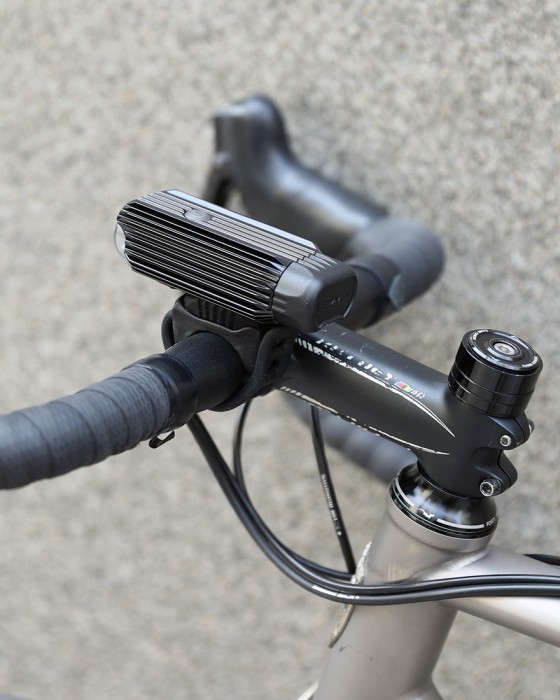 LEZYNEStVZO規格対応 フロントライト【DECA StVZO 1200 FRONT BLACK】21l