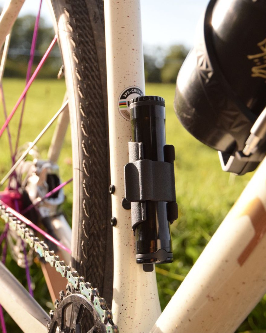 DAYSAVER高性能ミニポンプ【INCREDIBLE PUMP/レギュラー】15l