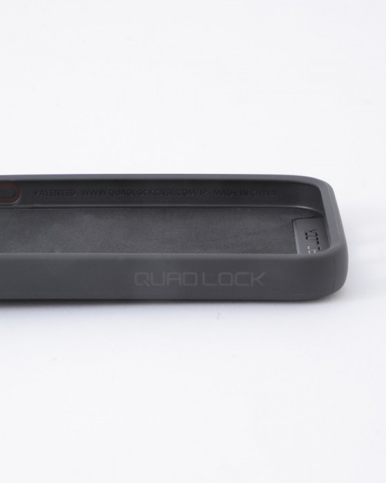 QUAD LOCKQUAD LOCK iPhoneケース【iPhone 13 Pro対応】09l