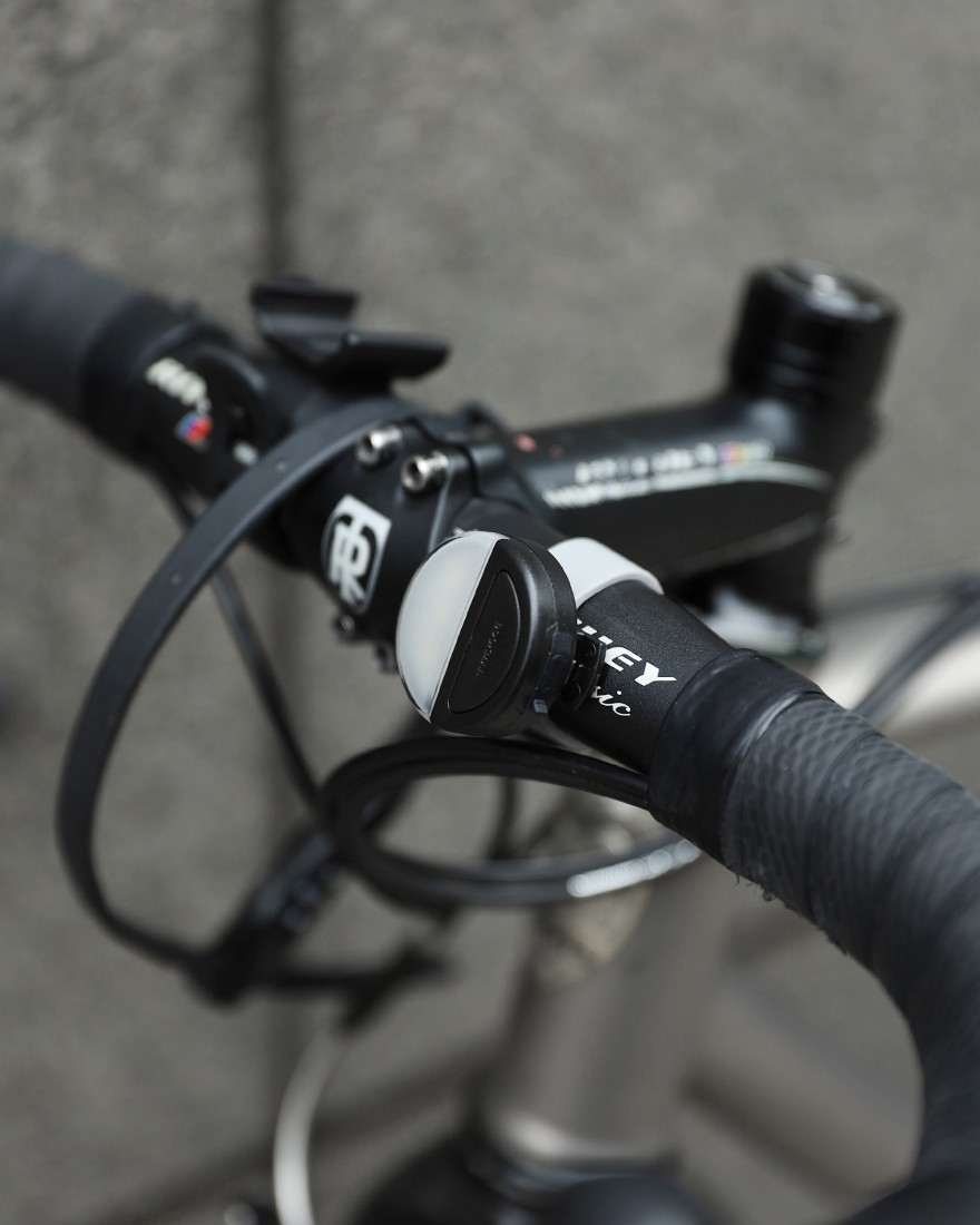 BOOKMANウェアラブル多機能ライト【Eclipse With Usb-c】14l