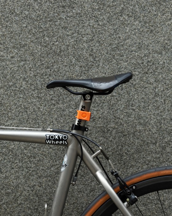 BOOKMANUSB充電式 コンパクトリアライト【Block Light Rear】12l