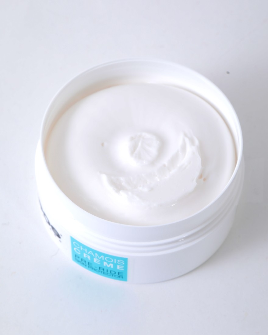 ASSOSシャモアクリーム【Chamois Creme 200ml】05l