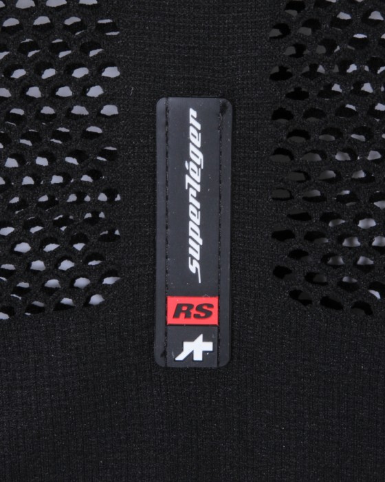ASSOSライトウェイトロングスリーブメッシュインナー【LS Skin Layer Superléger】	02l