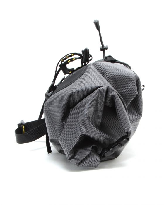 APIDURAハンドルバーバッグ 9L 【EXPEDITION HANDLEBAR PACK/ コンパクト】05l