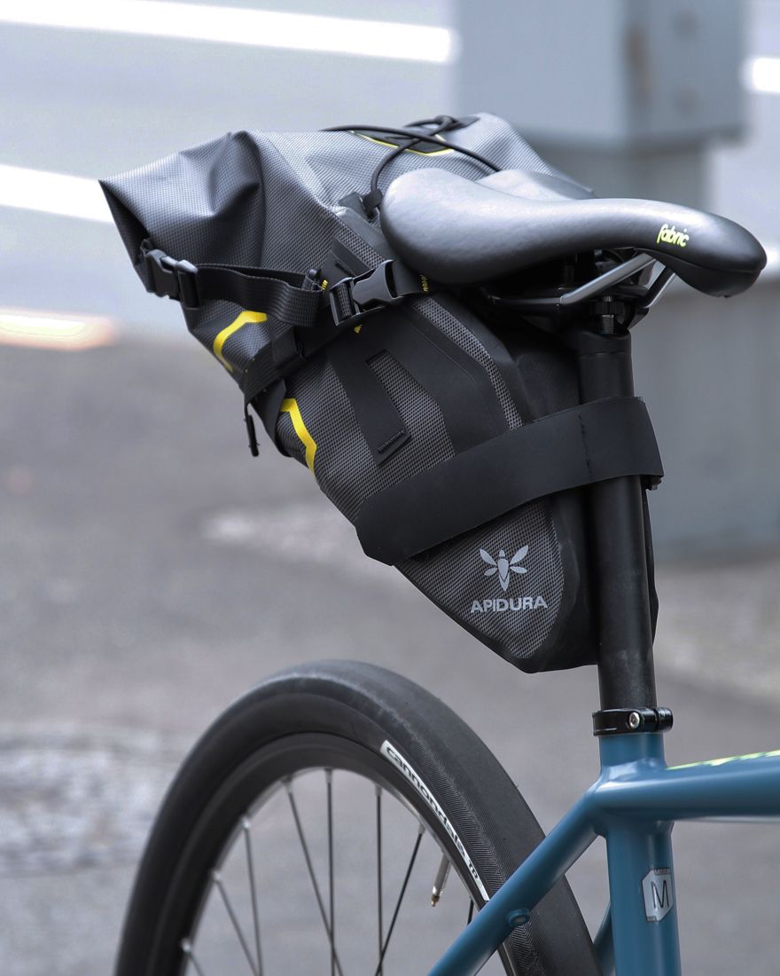 サドルバッグ 9L 【EXPEDITION SADDLE PACK/ コンパクト】｜APIDURA