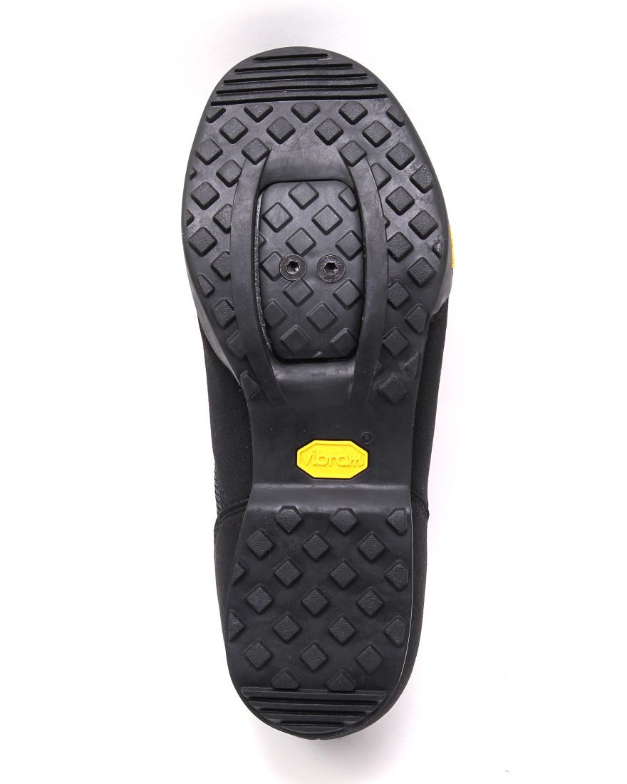 giro_rumble_vr_vibram_image_01