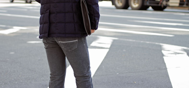 新しいパンツブランドが好き。そんな貴方はケアレーベル。