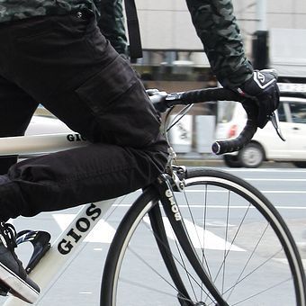真冬のタイトカーゴ。