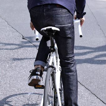 自転車界の新定番となるデニム。