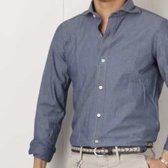 Finaremo（フィナモレ）のシャツ、最終入荷でございます。