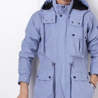 上品仕込みの軽〜いサマーウールブルゾン。