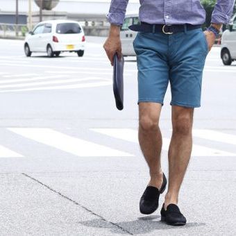 前から見ても、後ろから見ても、美脚を保証するストレッチショーツ。
