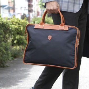 発想もフットワークも軽くなり、ビジネスも上手くいく。モテリーマン最強の装備はこれです。