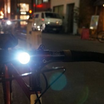 アナログだっていいじゃない。無精者でも使いたくなるライト。
