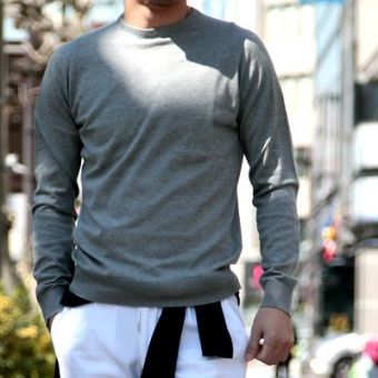 Teeシャツのように、軽く着まわせ。