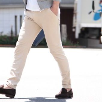 少し細いかな？ぐらいを選んで下さい！接客不要の優秀パンツ。