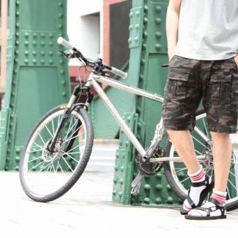 見た目にだまされるな？隠れた名品ショーツがここに。