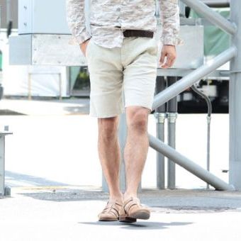 なかなか見つけにくいのは、リネンストレッチのショーツなのです。