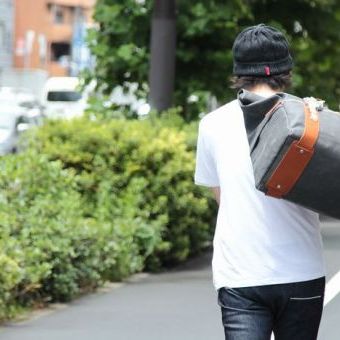 お盆間近！夏のイベントに持って行くそのバッグ、荷物は全部入りますか？